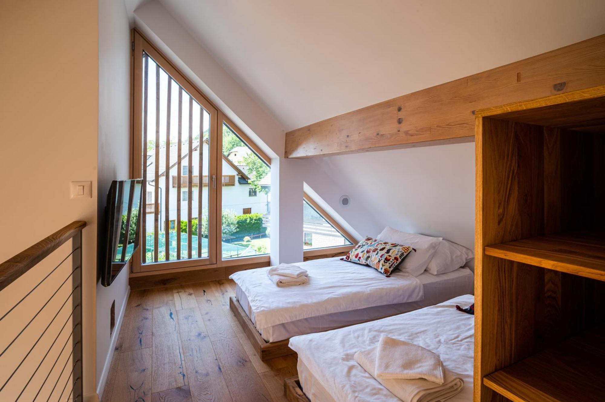Appartement Lucka Bled Quiet Location, Free Bikes, Big Garden, Doctor Extérieur photo