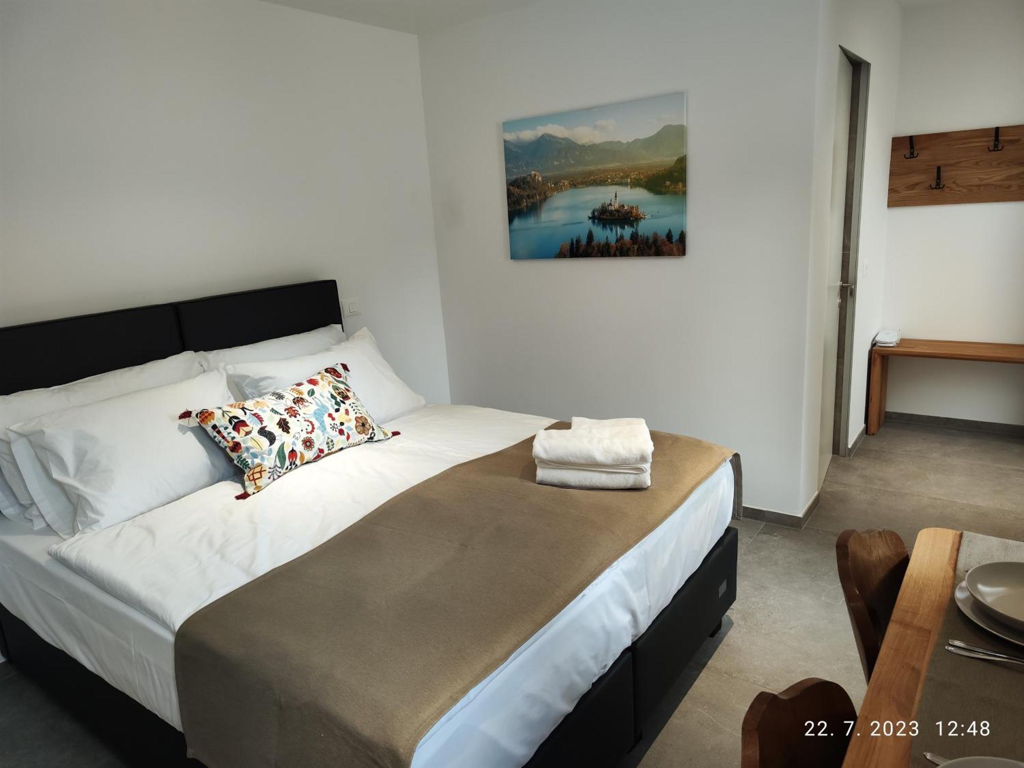 Appartement Lucka Bled Quiet Location, Free Bikes, Big Garden, Doctor Extérieur photo