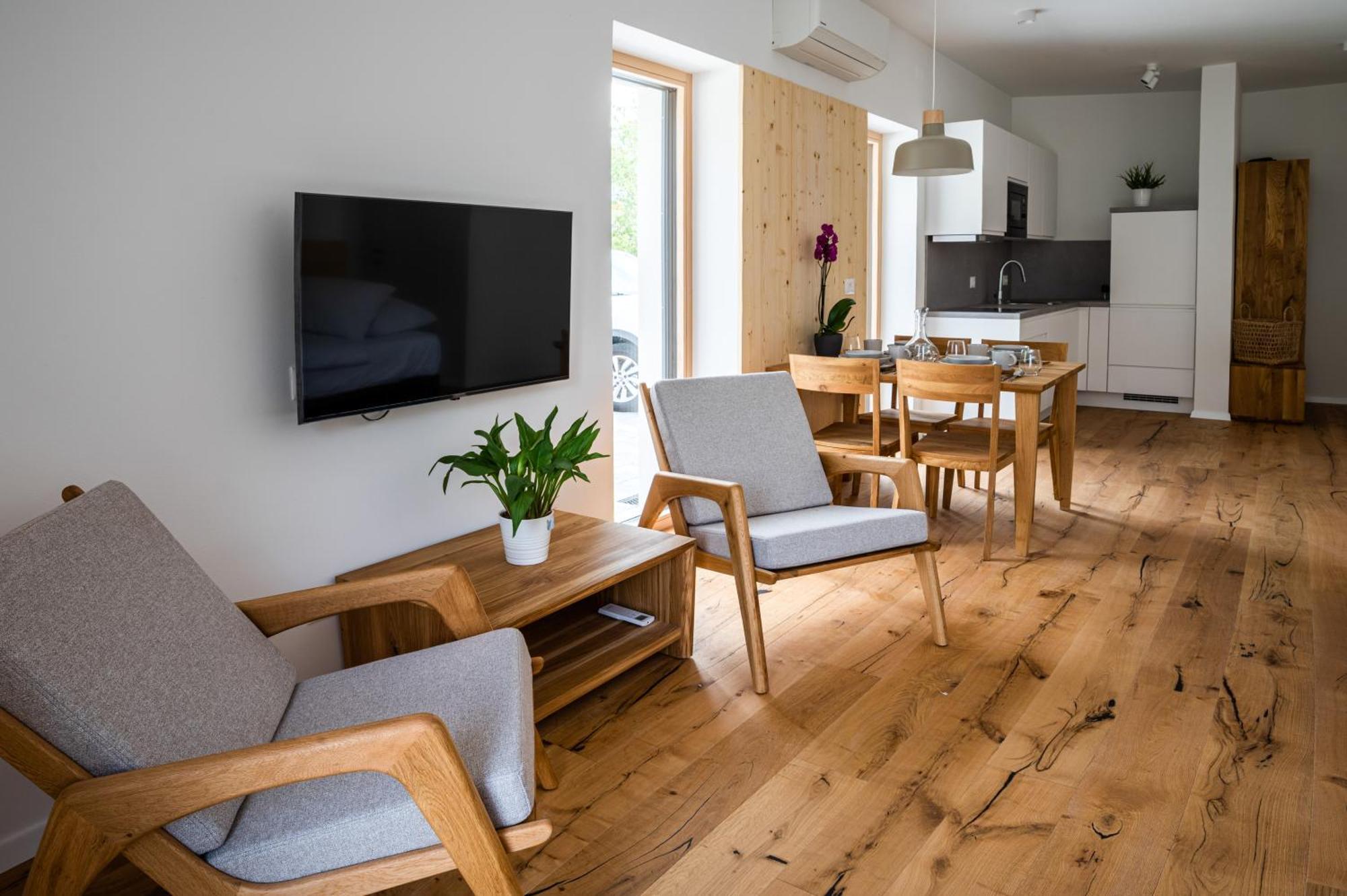 Appartement Lucka Bled Quiet Location, Free Bikes, Big Garden, Doctor Extérieur photo